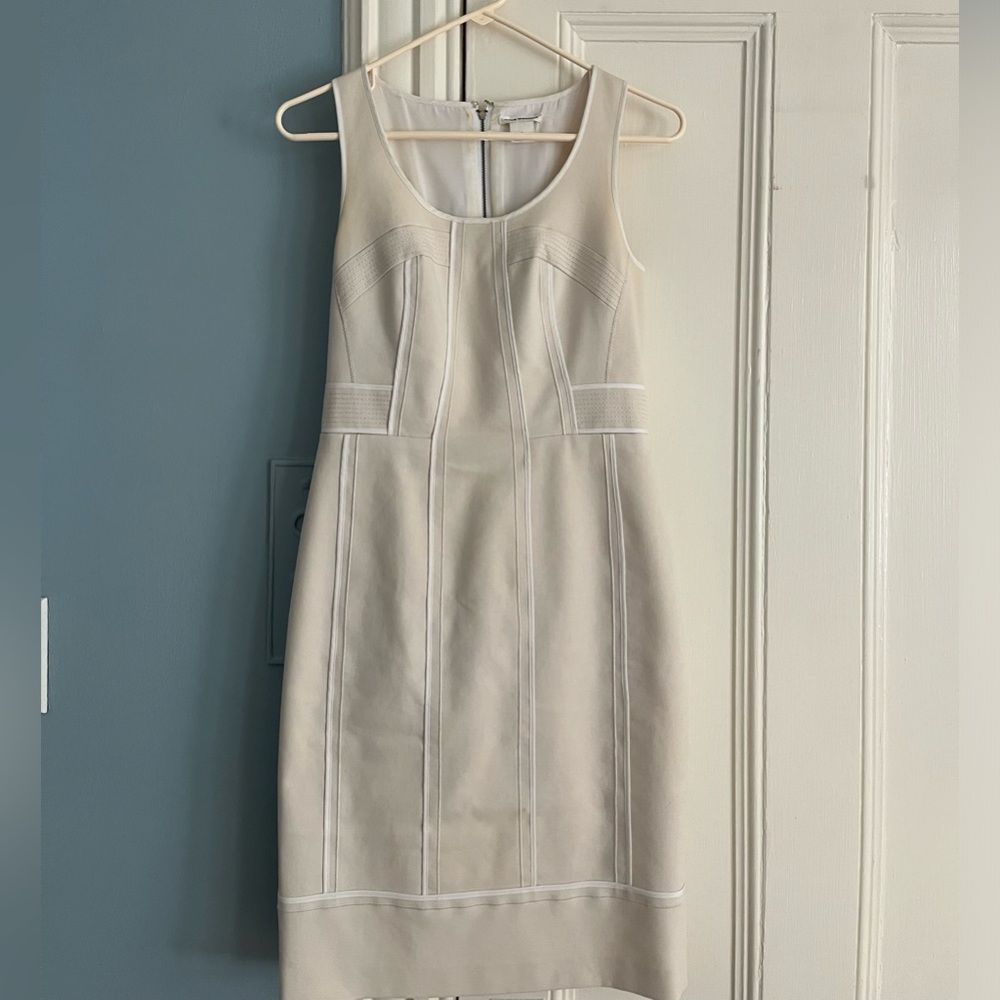 Club Monaco Dress in size 2